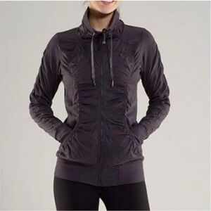 Lululemon Reversible Cool Down Jacket